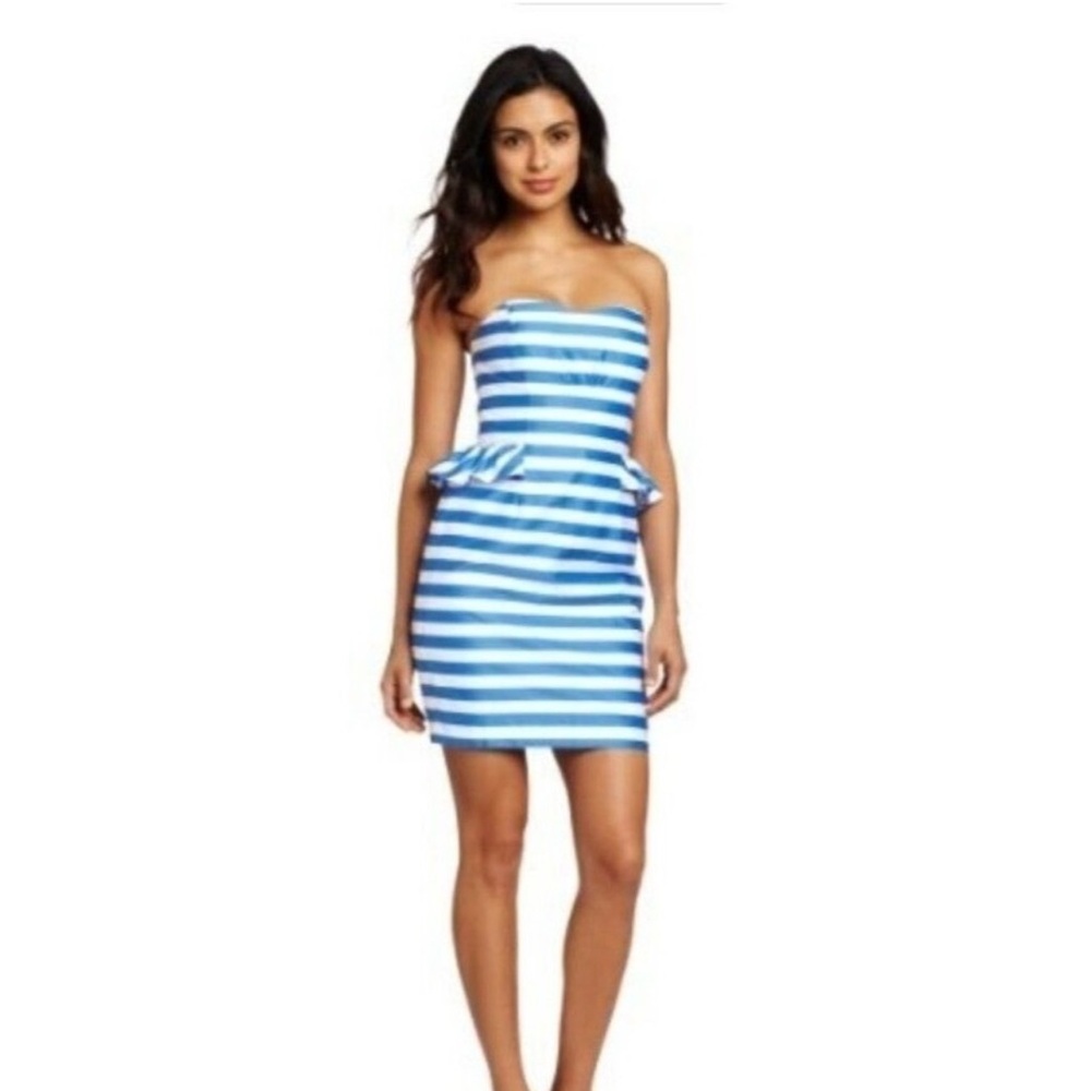 LILLY PULITZER Maybell Dress‎ Blue Swizzle Stripe Cotton Peplum Ruffle 8